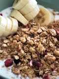 Deliciosa Tacinha de Quark com Granola e Banana