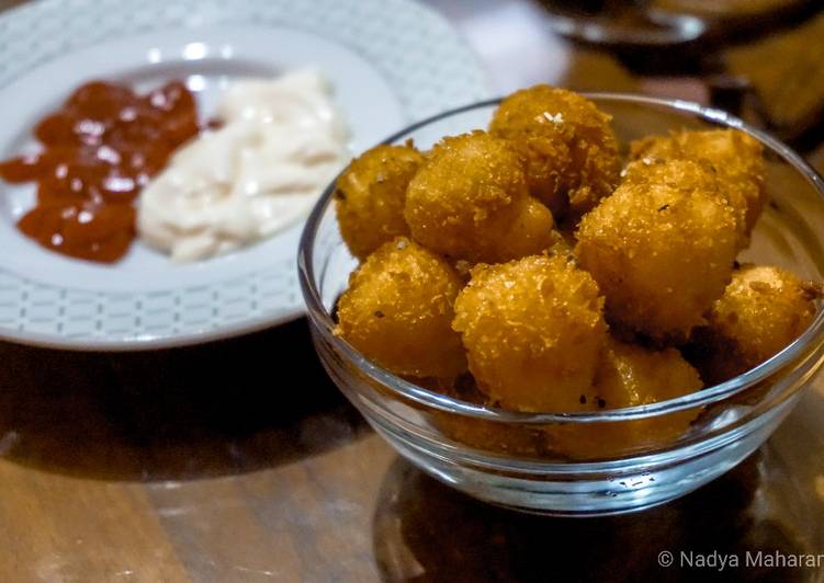 Crispy Cheese Potato Balls