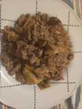 Chuleta picada salteado con alcachofas y setas