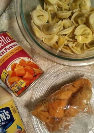 A picture of Mushroom Tortellini Salad.