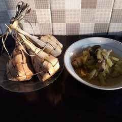 รูปของ Ketupat sayur#siap ramadhan