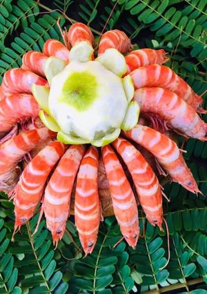 Hình của món Tôm hấp nước dừa.