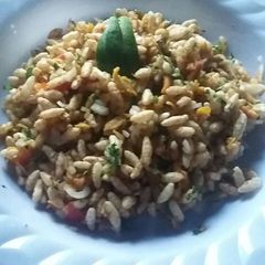 A picture of Raw mango chatpati bhel.