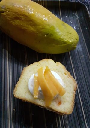 A picture of Cake Mango Cream delight.
