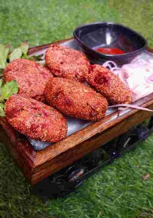 A picture of Beetroot cutlet.