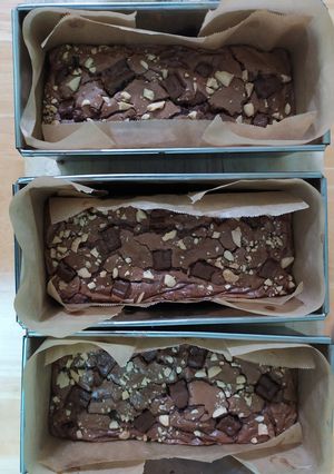 Foto resep Shiny Chewy Brownies (a la Erlina Lim)
