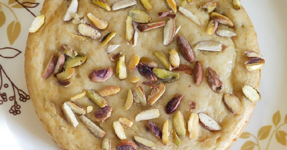 Roasted Badam Pista Malai Cake Recipe by Ritika Chandiramani - Cookpad
