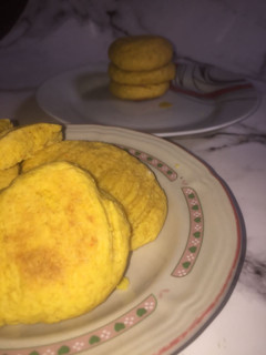 A picture of Custard cookies.