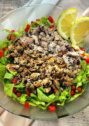 Una foto de 🐠🐟 Ensalada de sardina con huevos revueltos 🐟🐠