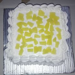 A picture of Vanilla Pineapple Cake.
