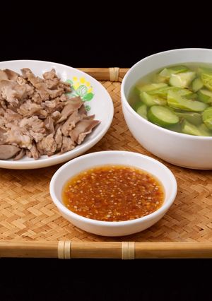 Hình của món SP.0196 - Lưỡi Heo Luộc & Canh Dưa Leo.