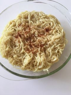 صورة لوصفة اندومي بيتي لذيييذ جداً🍝