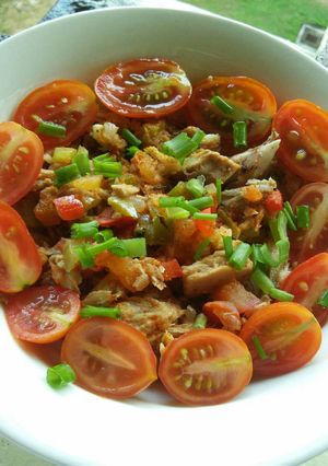 Una foto de Guiso de atún y sardinas