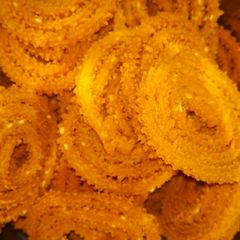 A picture of Gluten free murukku.
