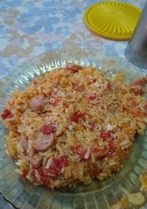 Una foto de Arroz con salchichas y chorizo