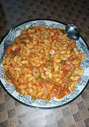 A picture of Saucy Macaroni.