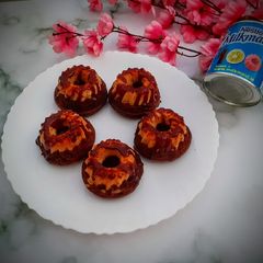 A picture of Mini marble bundt cake.