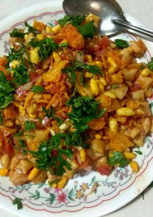 A picture of Cheesling Bhel.