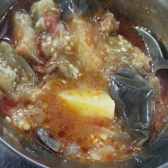 A picture of Potato brinjal veg.