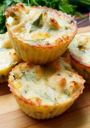 Фото Маффины с курицей и сыром.