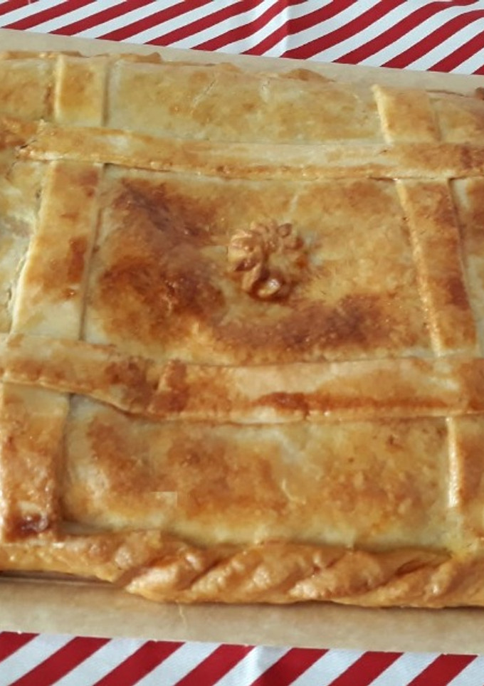Una foto de Empanada de atún