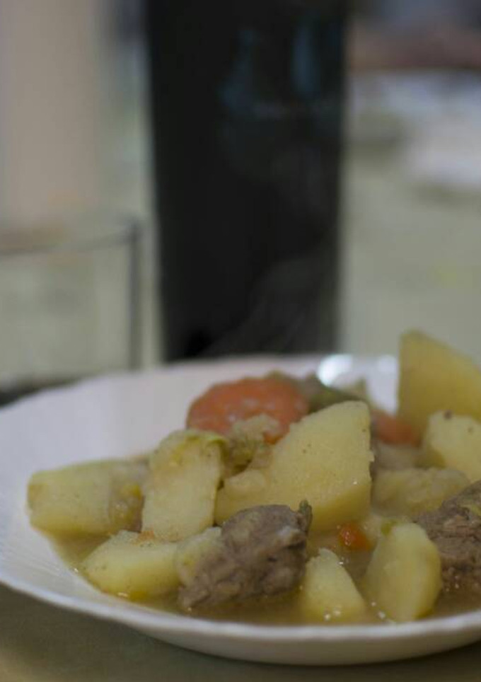 Una foto de Patatas con carne (olla ferroviaria)