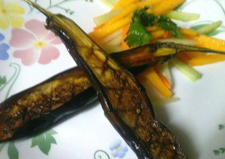 Recipe of Perfect Egg plant mango salad
