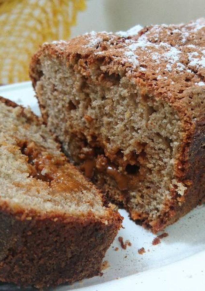 Una foto de Budín de banana y dulce de leche