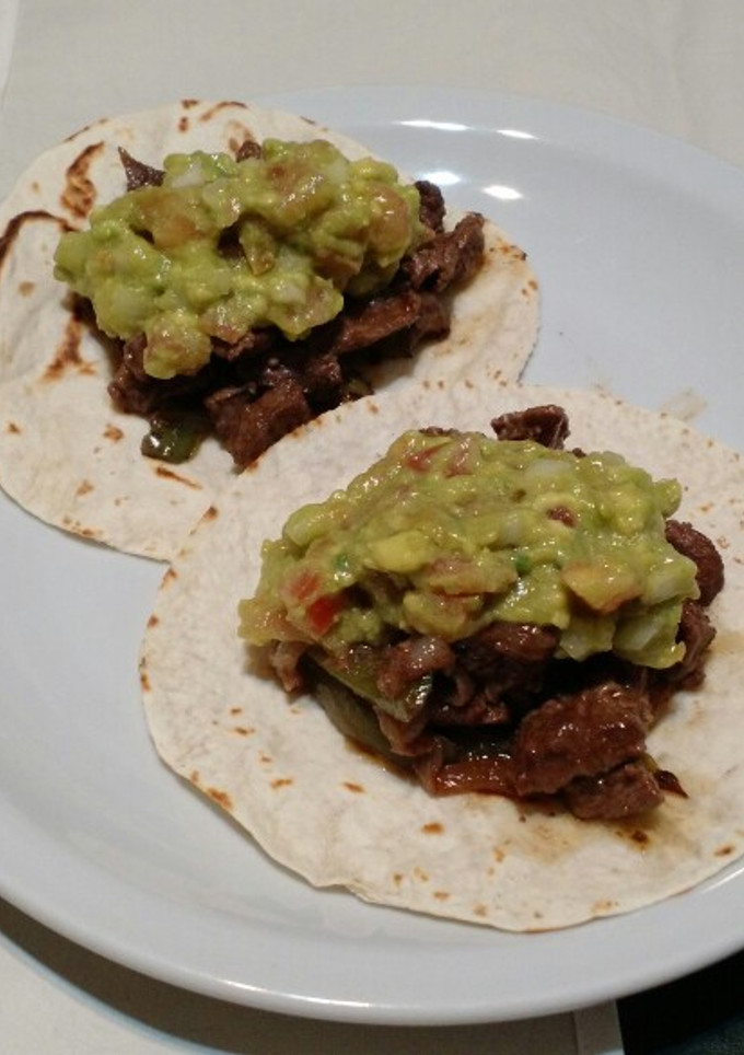 Una foto de Guacamole fácil