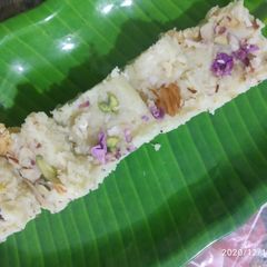 A picture of Kalakand Burfi.