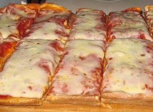Una foto de Pizzas!!!! Deliiii