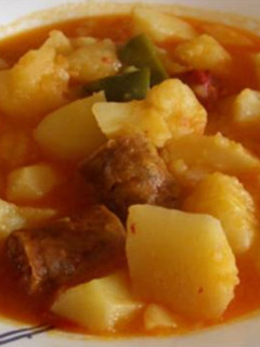 Una foto de Patatas con chorizo
