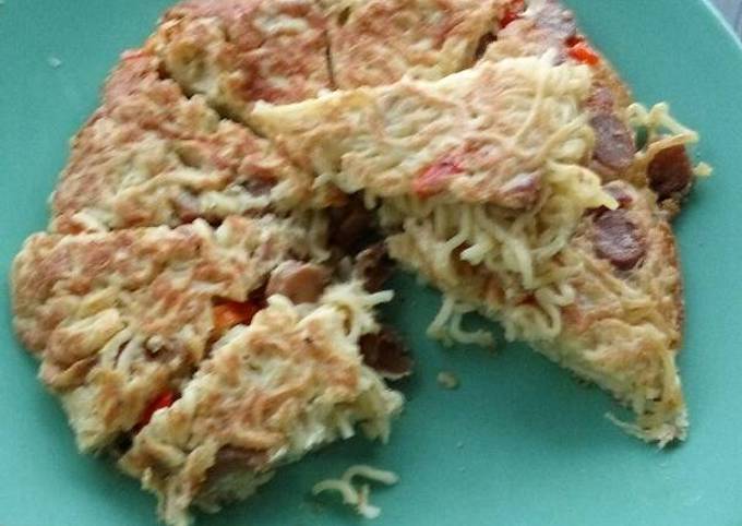 Resep Mie telor pizza sosis pedas ala oleh Onna Meysela Resep Mie telor pizza sosis pedas ala oleh Onna Meysela