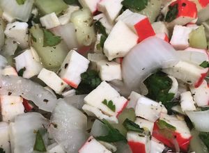 Una foto de Ensalada de Surimi