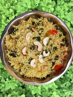 வெந்தயக் கீரை புலாவ் (Venthayakeerai pulao recipe in tamil) செய்முறை முக்கிய புகைப்படம்