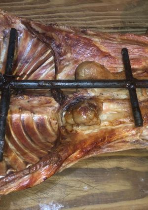 Una foto de Cabrito al pastor