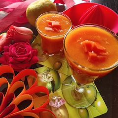 A picture of Orange Papaya juice.