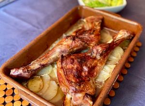 Una foto de Paletilla de cordero lechal al horno