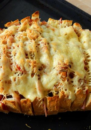 Töltött kenyér recept fotója