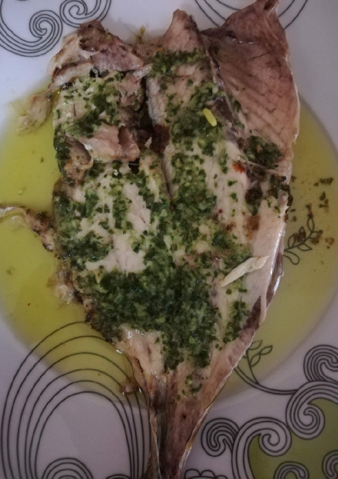 Una foto de Jurel a la espalda