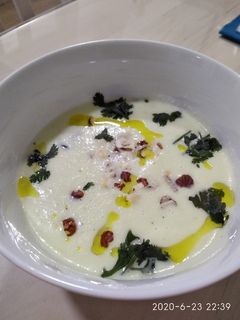 Una foto de Gazpacho de pepino y melón