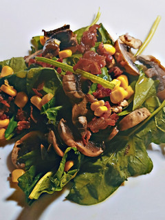Una foto de LA FIESTA DE LA ESPINACA (ENSALADA DE ESPINACAS)