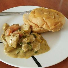 A picture of Creamy chicken.