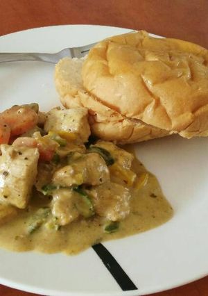 A picture of Creamy chicken.