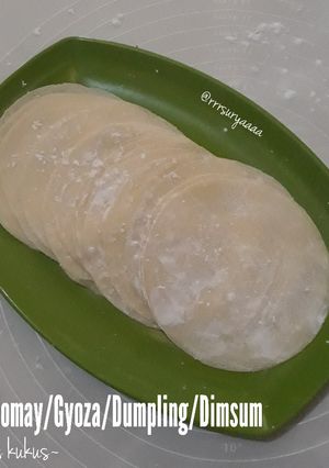 Foto resep Kulit Siomay/Gyoza/ Dumpling/Dimsum (khusus kukus)