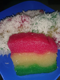 Foto resep Ongol-ongol Singkong pelangi 🌈