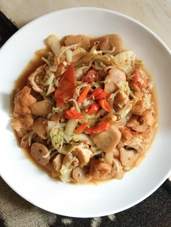 Cara Gampang Membikin Resep 19. Tumis sawi putih, tauge, tahu dan bakso maknyus yang Lezat Sekali Anti Ribet, Uenak Banget