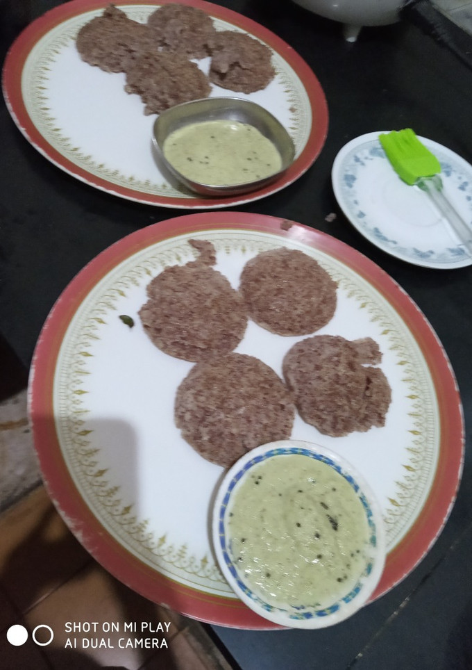 ராகி இட்லி செய்முறை முக்கிய புகைப்படம்