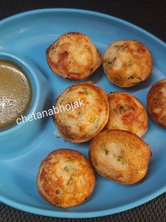 इन्स्टंट आप्पे (Instant Appe Recipe In Marathi) रेसिपी चे मुख्य फोटो 