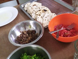 Fajitas Caseras de Conejo acaramelado y Verduras